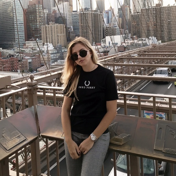 Fred Perry Black Tee with Logo - Picture 1 of 7
